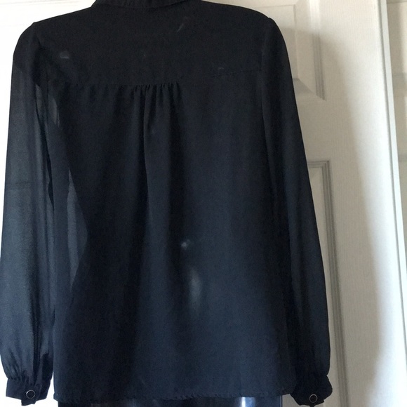 Sheer black top - Picture 7 of 8